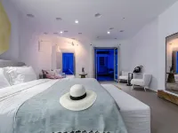 Mykonos Blanc - Preferred Hotels & Resorts Отели рядом с достопримечательностью «Пляж Орнос»