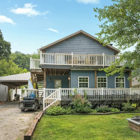 Atwood Lake Large Family Retreat