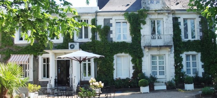 Logis l'Hermitage Ξενοδοχεία στην πόλη Indre
