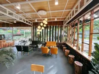 Eden garden resort at Monjam - فلل