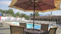 Mt. Madison Inn & Suites - Parkering