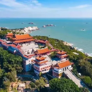Weizhou Island Blue Bay Peninsula Hotel (Mazu Zumiao Branch)