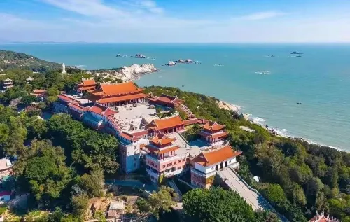 Weizhou Island Blue Bay Peninsula Hotel (Mazu Zumiao Branch)