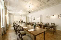Pałac Zdunowo Hotels in Nowy Dwor Mazowiecki