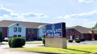 Home Gate Inn & Suites Hotels in Nesbit