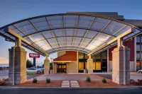 Drury Inn & Suites Bowling Green Hotels near JCPenney