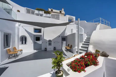 Hill Suites
