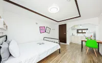 Taean Full of Flower Scent Pension Hotels near Mongsanp'o-haesuyokchang