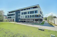 Bright: Rosenheim Aicherpark Hotels near Lidl