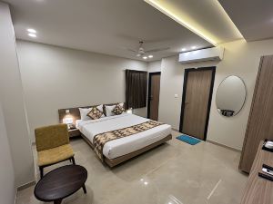 Hotel Natham by Vrinda