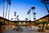 Hotel Saddleback Los Angeles - Norwalk Hotels in La Mirada