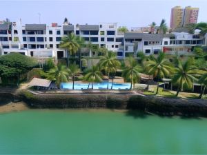 Tamarind Village Hotel Apartments