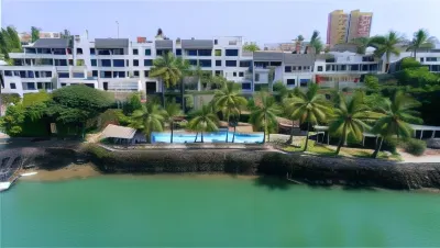 Tamarind Village Hotel Apartments