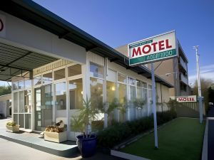 Parkville Motel