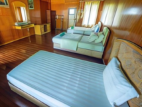 Benarat Lodge
