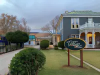 The Cottage at 241 North Hotels in Ivins