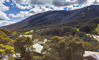 The Denman Hotel in Thredbo