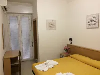 Hotel Euromar Hotel dekat Cimitero Monumentale di Rimini