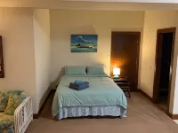 Beach Side Hideaway 1 Bedroom Condo by Redawning