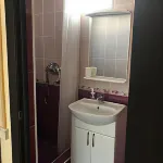 7 Gor Hotels in 