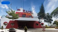 Kapal Garden Hotel at Rekreasi Sengkaling - Kolam Renang