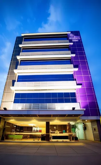 Collection O 1279 Hotel Grand Celino Makassar