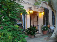 Posada de la Flor Hotels near Colonia Sign