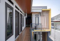 RedDoorz @ Jalan Urip Sumoharjo Lampung Hotels in Sukabumi Indah