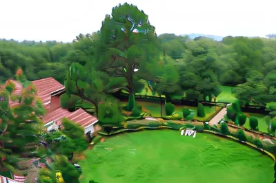 WelcomHeritage Golf View Hotel di Pachmarhi Cantt