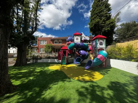 Graham Apartments Отели в г. Нью Таун