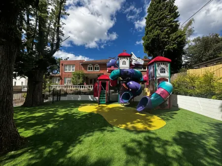 Graham Apartments Отели рядом с достопримечательностью «Тасманиан Транспорт Музеум»