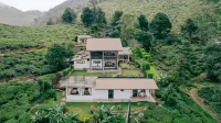 Hill Safari - Tea Estate Villa