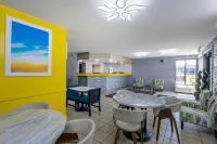 Days Inn & Suites by Wyndham Fort Bragg/Cross Creek Mall Hotels in Fayetteville