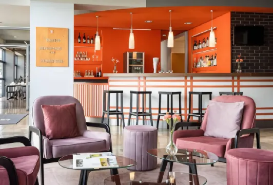 Mainhaus Stadthotel Frankfurt Отели рядом с достопримечательностью «Цайль»