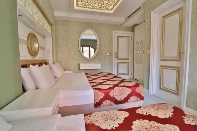 Hotel Queens Land โรงแรมใน