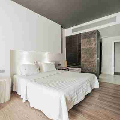 Hotel MC San José Rooms