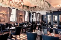 The Vermont Hotel & Vermont Aparthotel