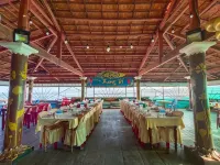 Long Vi Hotel - dao Phu Quy - parcheggio