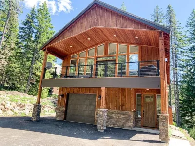 Custom Built Home in 2018 Center of Government Camp Hotels near Trillium Lake