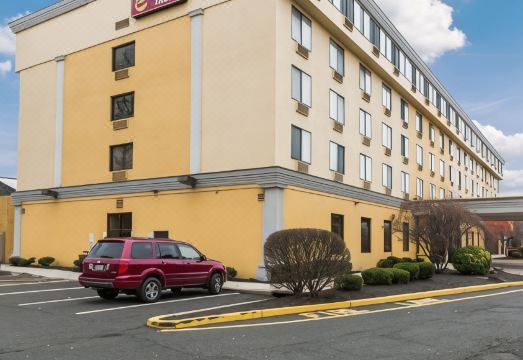 Clarion Hotel Somerset Over view