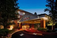 Fairfield Inn & Suites Portland South/Lake Oswego Отели в г. Лейк-Освего