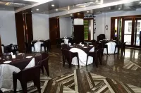 Hotel Abhinav International - sarapan