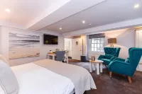 Villiers Hotel Hotels in Lillingstone Dayrell with Luffield Abbey