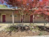 Mountain Harbor King Guest Room on Lake Ouachita Hotel di Mount Ida