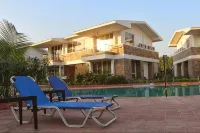 Wonderland Resort - Pools