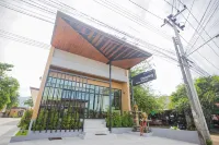 3 Tigers Resort & Hostel Hotels near G.JOSEPH CUSTOM TAILOR