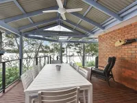 Wangi Dreaming Hotel di Marks Point