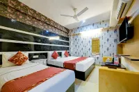 Hotel Emerald Suites At Airport