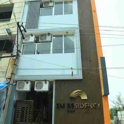 SM Residency Hotel Exterior