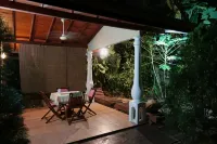 Mallis Guesthouse Hotels in Habaraduwa